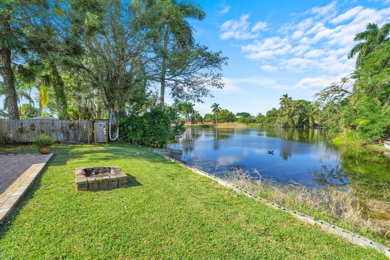 Image 35 of 49 For 3159 Riddle Rd