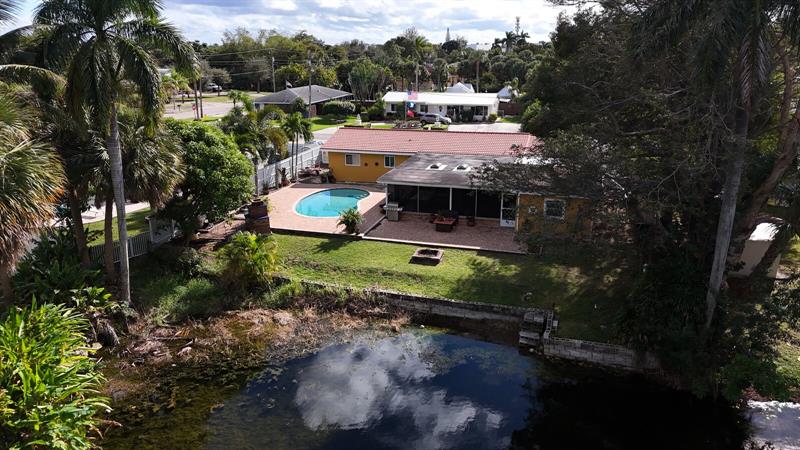 Image 43 of 49 For 3159 Riddle Rd