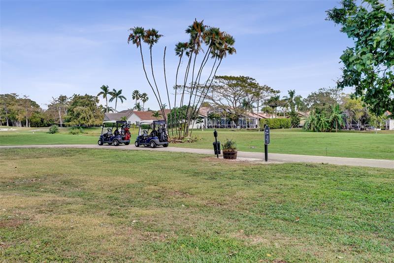 Image 11 of 60 For 8740 Azalea Ct  102