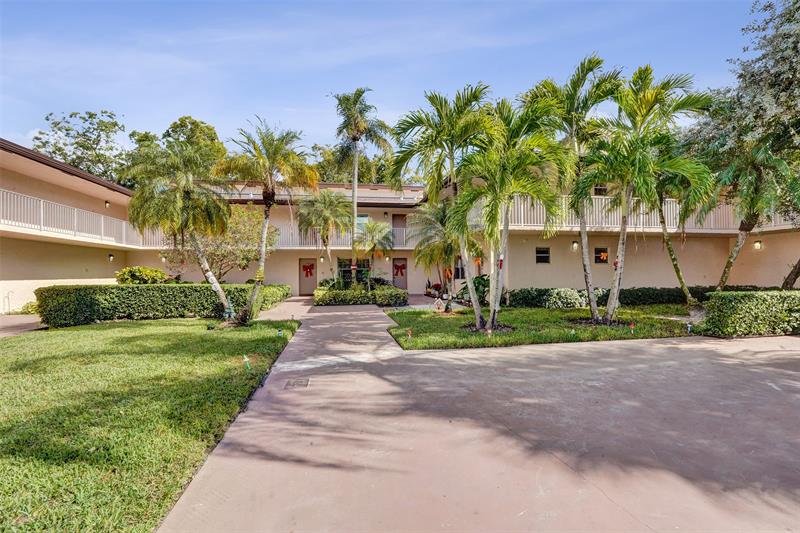 Image 35 of 60 For 8740 Azalea Ct  102