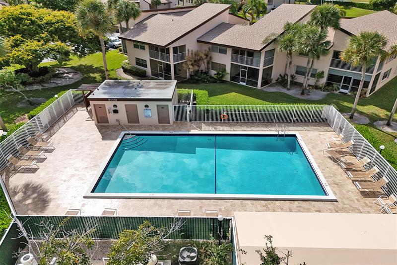 Image 5 of 60 For 8740 Azalea Ct  102