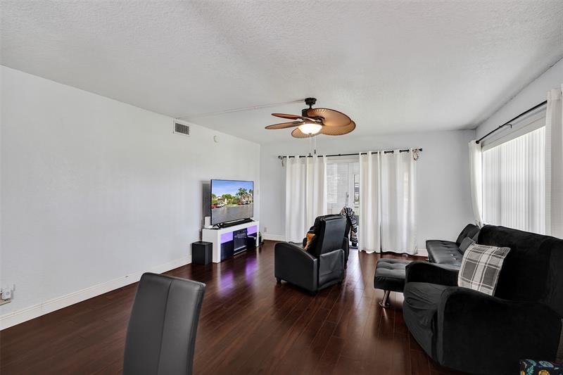 Image 9 of 60 For 8740 Azalea Ct  102