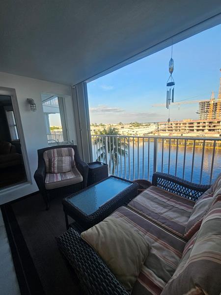 Image 18 of 45 For 1536 15th Court 604