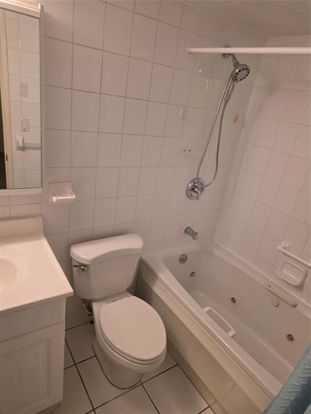 Image 18 of 29 For 259 Cypress Rd  509