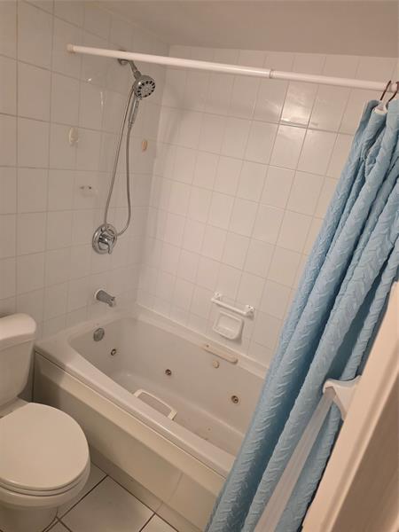 Image 19 of 29 For 259 Cypress Rd  509