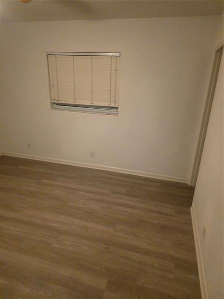 Image 5 of 29 For 259 Cypress Rd  509