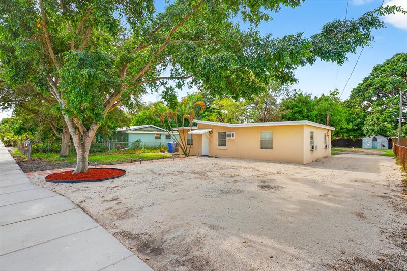 Image 18 of 21 For 1534 58th Ave