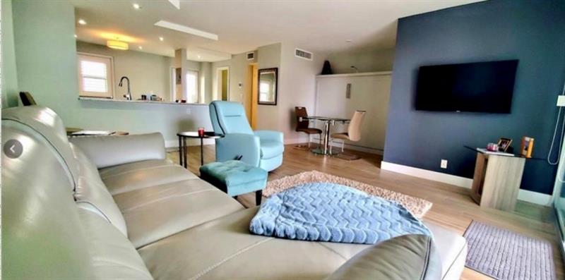 Image 11 of 26 For 2200 33rd Ave 8g