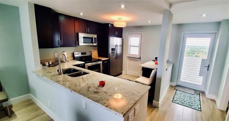 Image 12 of 26 For 2200 33rd Ave 8g