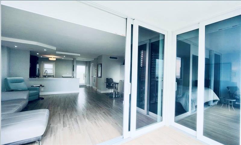 Image 17 of 26 For 2200 33rd Ave 8g