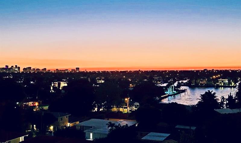 Image 4 of 26 For 2200 33rd Ave 8g