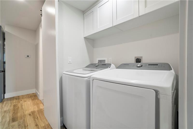 Image 20 of 27 For 520 Ocean Blvd  2