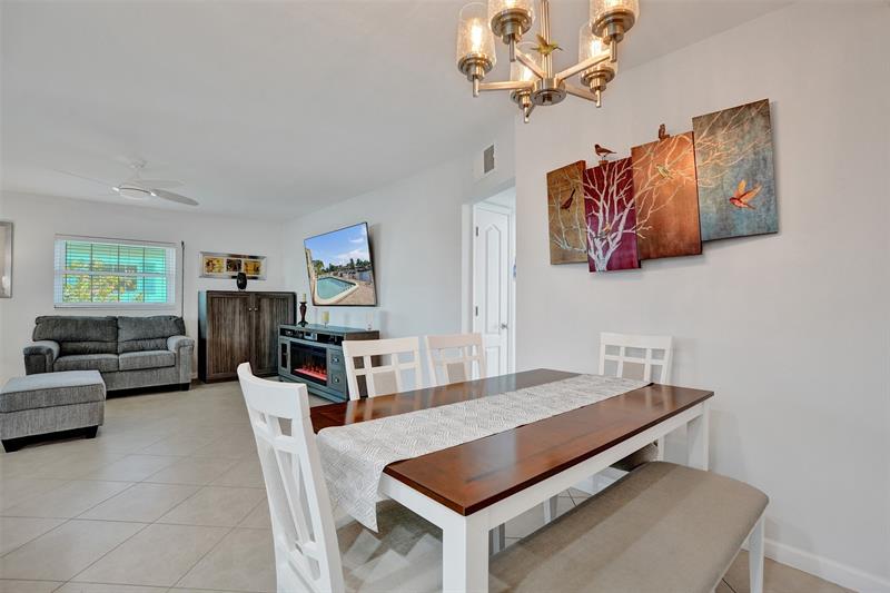 Image 17 of 78 For 935 9th Ave  16