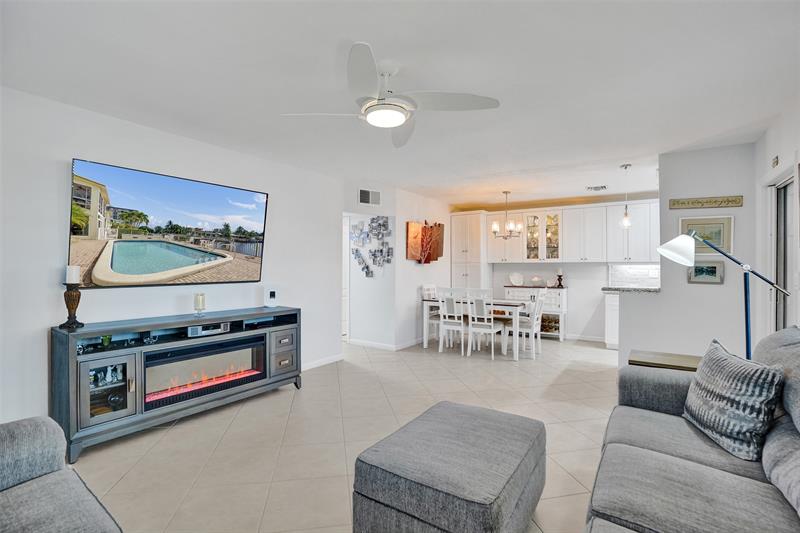 Image 20 of 78 For 935 9th Ave  16