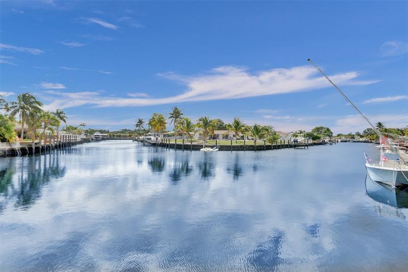 Image 4 of 78 For 935 9th Ave  16