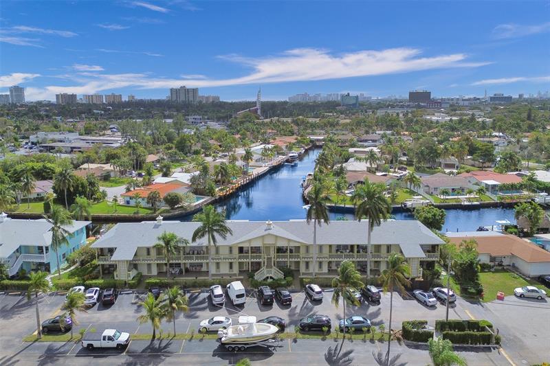 Image 7 of 78 For 935 9th Ave  16