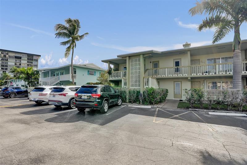 Image 77 of 78 For 935 9th Ave  16