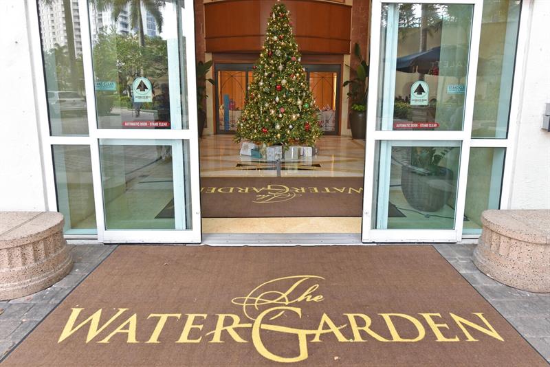 Image 3 of 51 For 347 New River Dr 2303