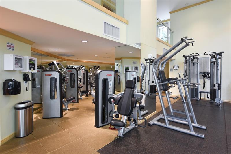 Image 41 of 51 For 347 New River Dr 2303