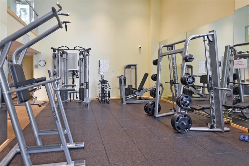 Image 42 of 51 For 347 New River Dr 2303