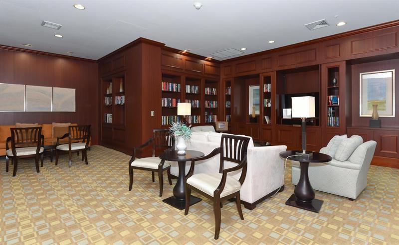 Image 50 of 51 For 347 New River Dr 2303