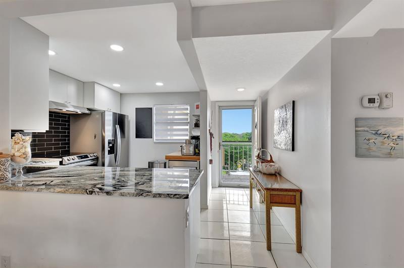 Image 10 of 64 For 2615 3rd Ct  411