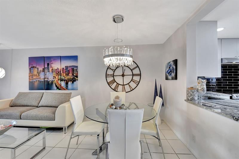 Image 12 of 64 For 2615 3rd Ct  411