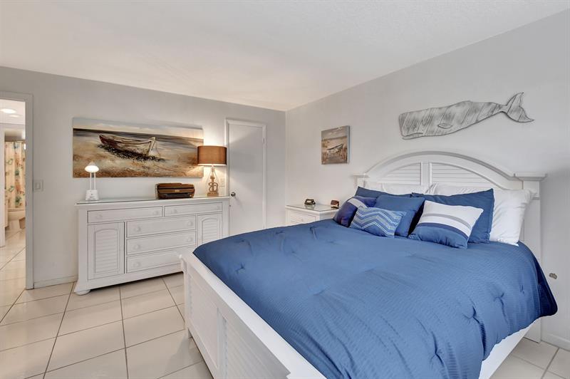 Image 21 of 64 For 2615 3rd Ct  411