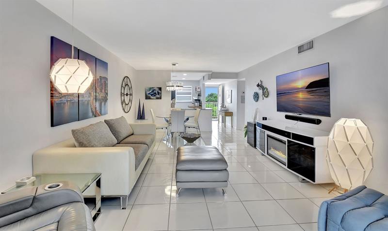 Image 4 of 64 For 2615 3rd Ct  411