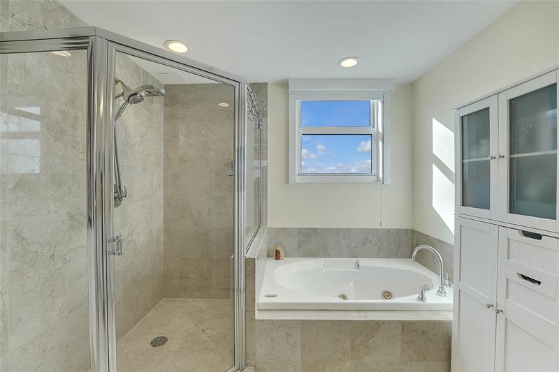 Image 7 of 61 For 350 2nd St  1770