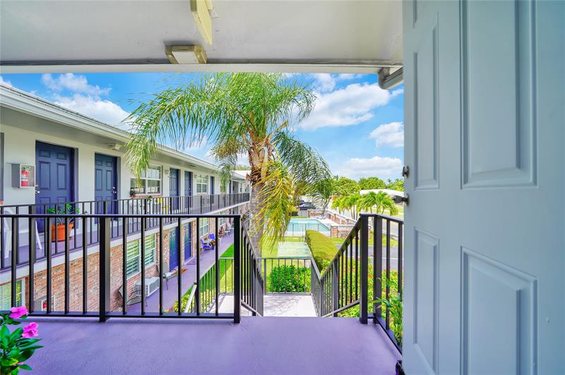 Image 21 of 30 For 2701 Middle River Dr  11