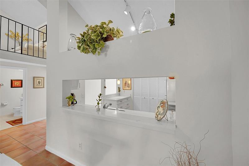 Image 14 of 43 For 415 Buttonwood Pl