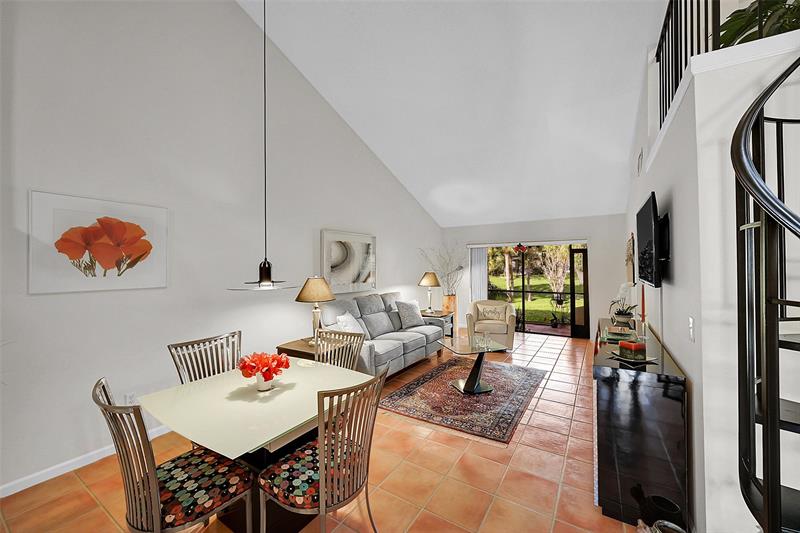 Image 15 of 43 For 415 Buttonwood Pl