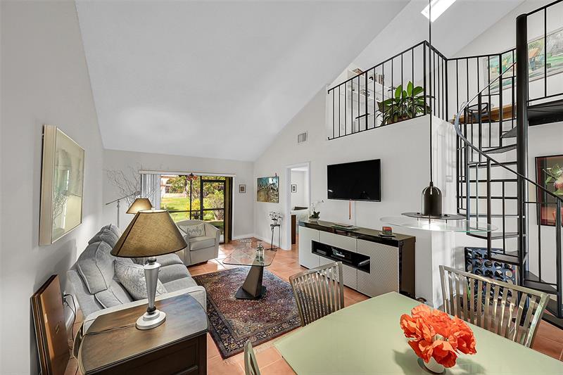 Image 16 of 43 For 415 Buttonwood Pl