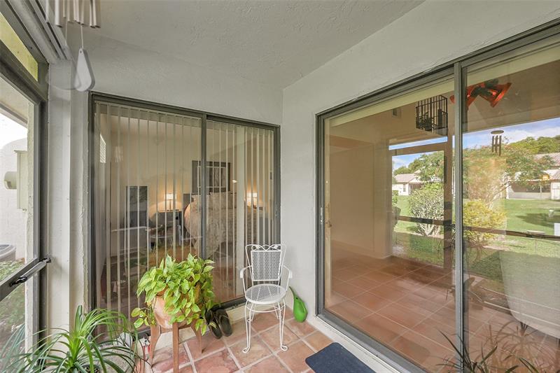 Image 36 of 43 For 415 Buttonwood Pl