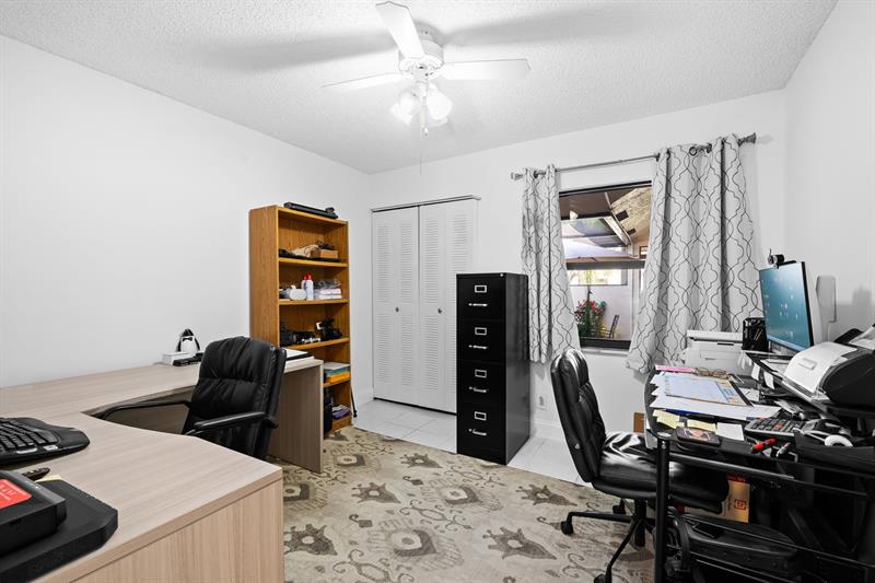 Image 19 of 24 For 6167 Nw 91st Avenue