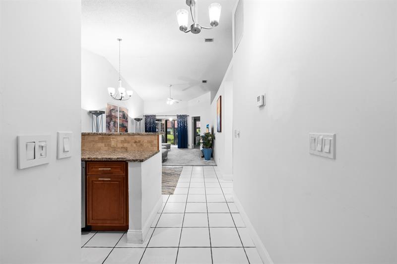 Image 8 of 24 For 6167 Nw 91st Avenue