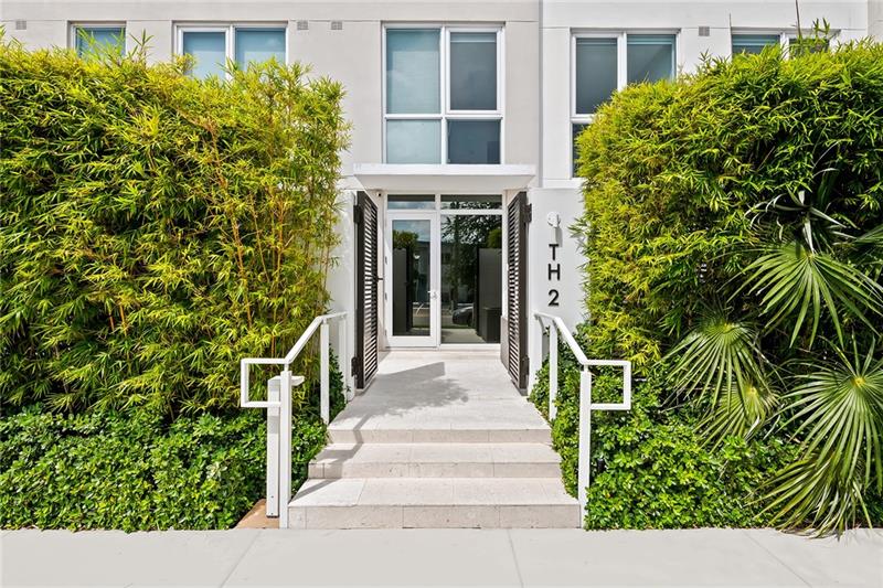 Details for 401 Birch Road  Th2, Fort Lauderdale, FL 33304