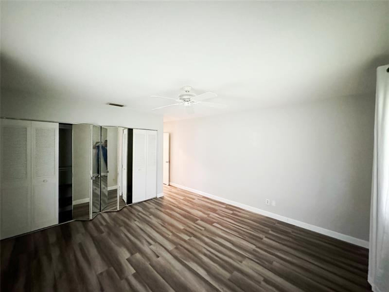 Image 13 of 26 For 9602 72nd St