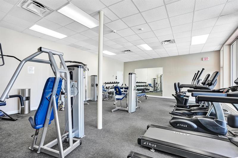 Image 33 of 36 For 132 Lakeshore Dr  317