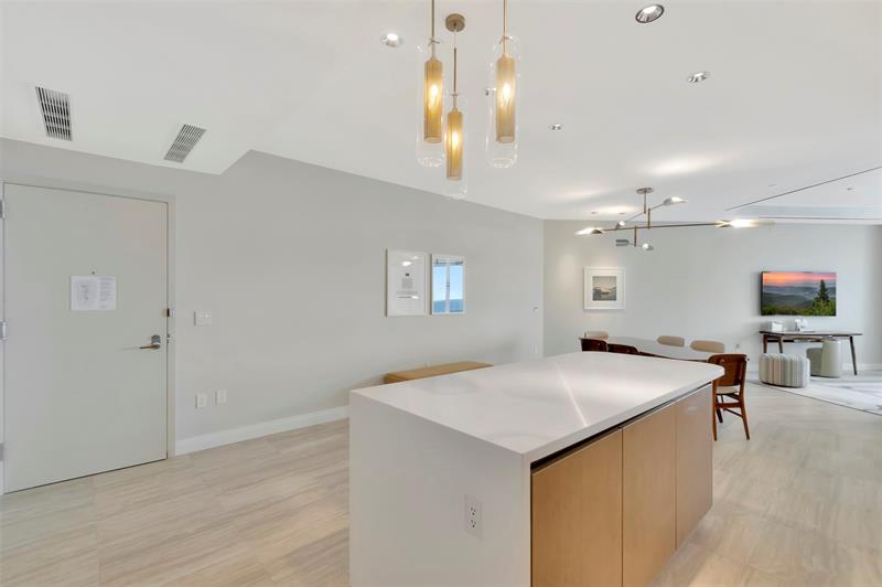 Image 24 of 53 For 525 Fort Lauderdale Beach Blvd  1404