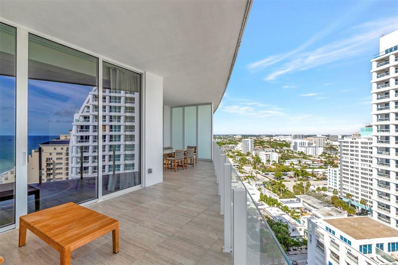 Image 44 of 53 For 525 Fort Lauderdale Beach Blvd  1404