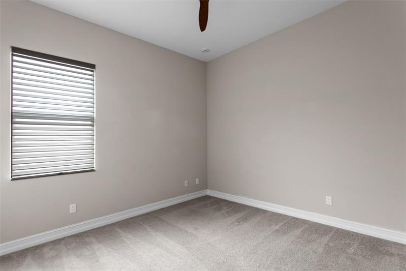 Image 28 of 39 For 3477 Westover Ct