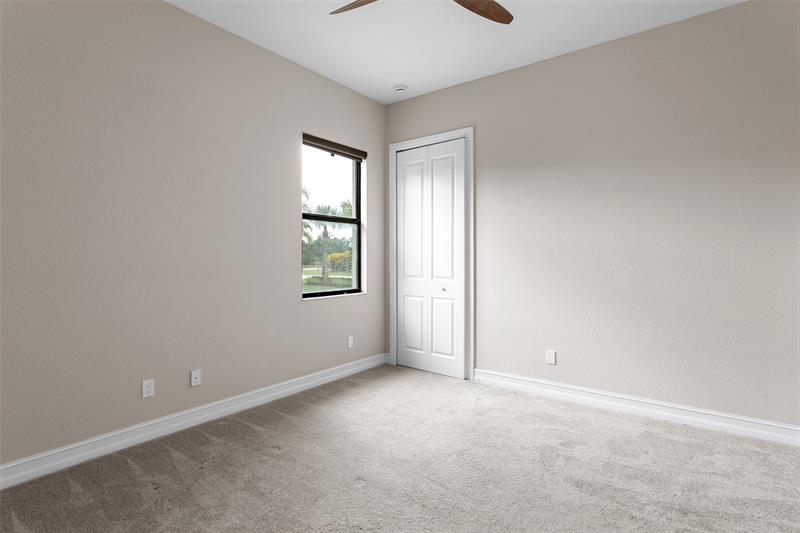 Image 33 of 39 For 3477 Westover Ct