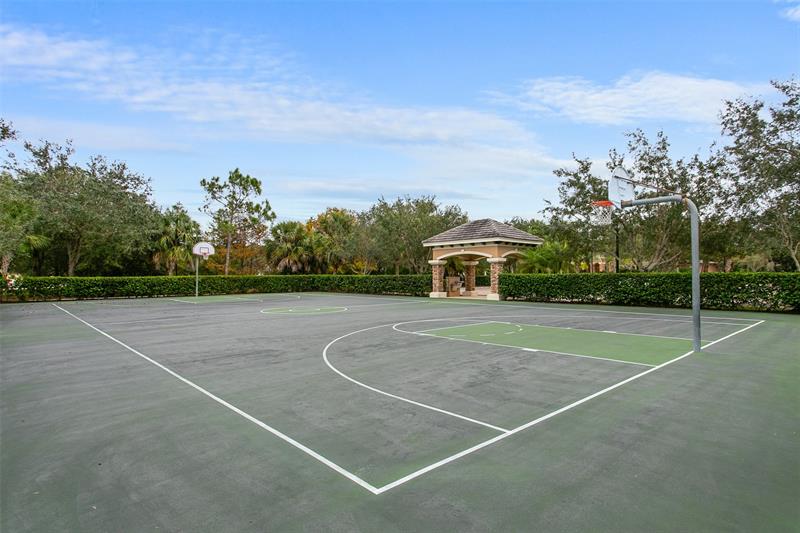 Image 37 of 39 For 3477 Westover Ct