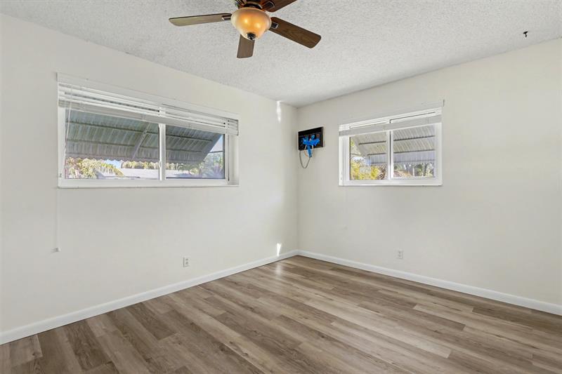 Image 15 of 24 For 6430 Harding St