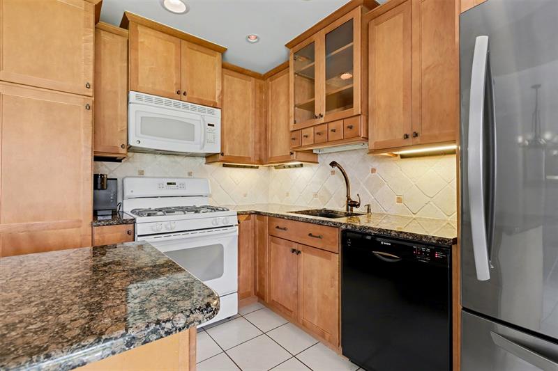 Image 8 of 24 For 6430 Harding St