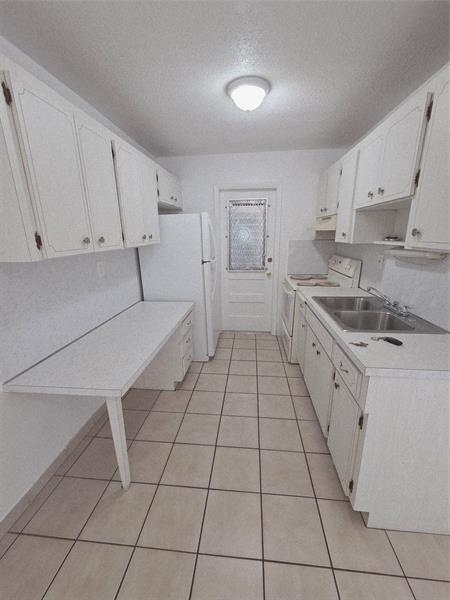 Image 10 of 29 For 1007 19th Ave  4