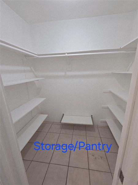 Image 21 of 29 For 1007 19th Ave  4