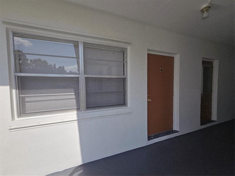 Image 6 of 29 For 1007 19th Ave  4